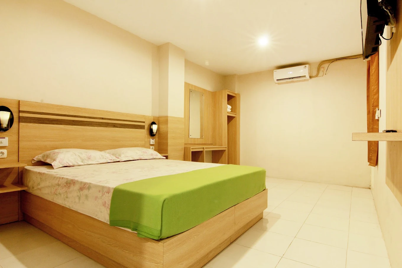 Home Stay H.D.